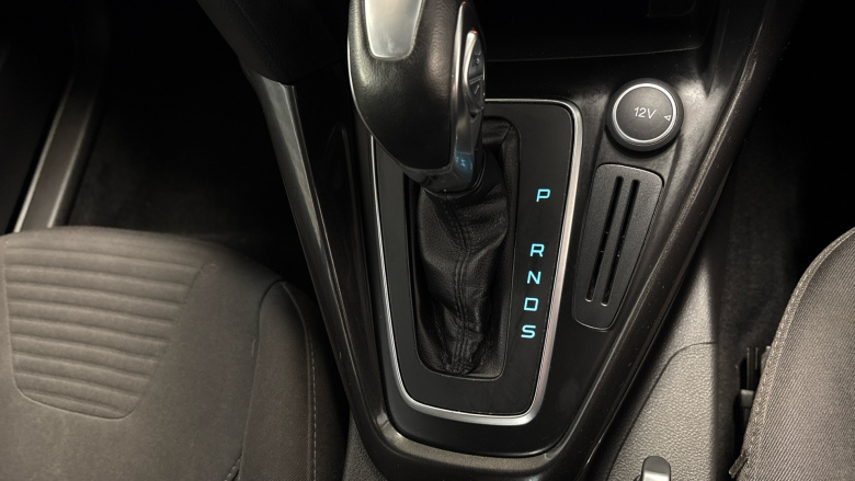 Ford Focus 1.6 125 Titanium 5dr Powershift Petrol Hatchback